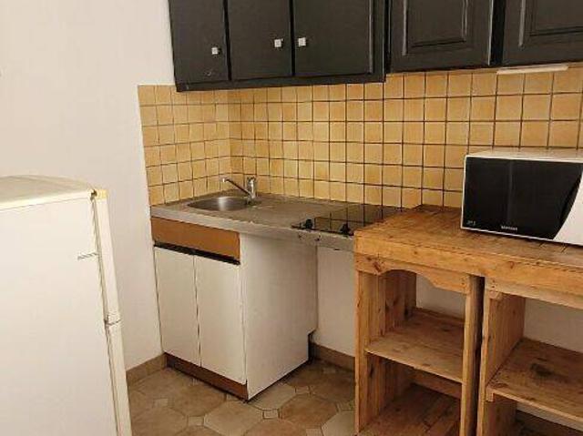 Studio location à La Tour-d'Aigues, Vaucluse