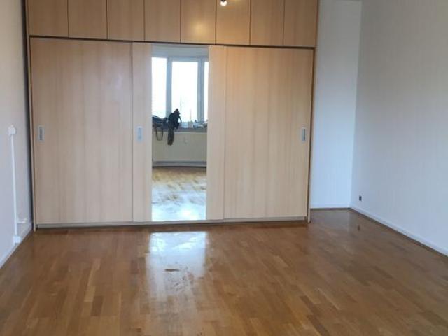 Studio location à Koekelberg