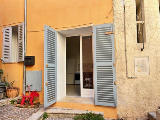 Appartement vente à Arrondissement de Toulon, Hyères