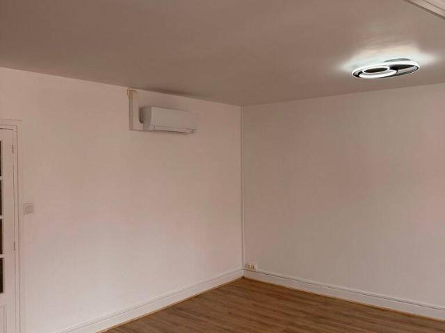 Appartement location à Marcoing, Néris-les-Bains