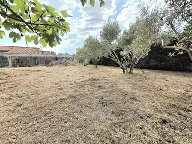 Terrain vente à Nîmes, Beaucaire