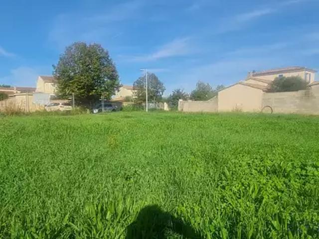 Terrain vente à Nîmes, Beaucaire