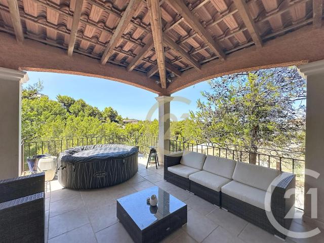 Maison vente à Nîmes, Beaucaire