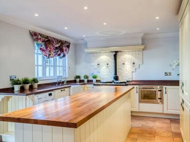 House for rent in Milverton, Green Close