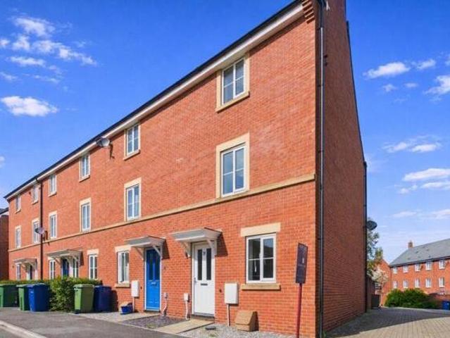 House for sale in Wheatpieces, Tewkesbury