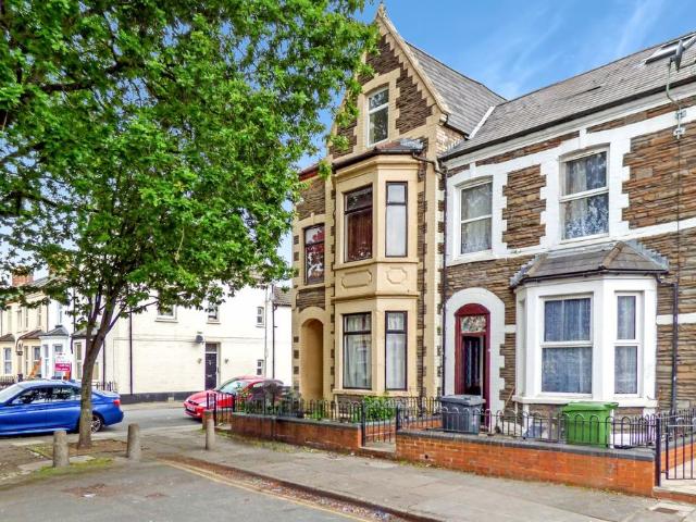 Apartment for rent in Falcon Lodge, Wales