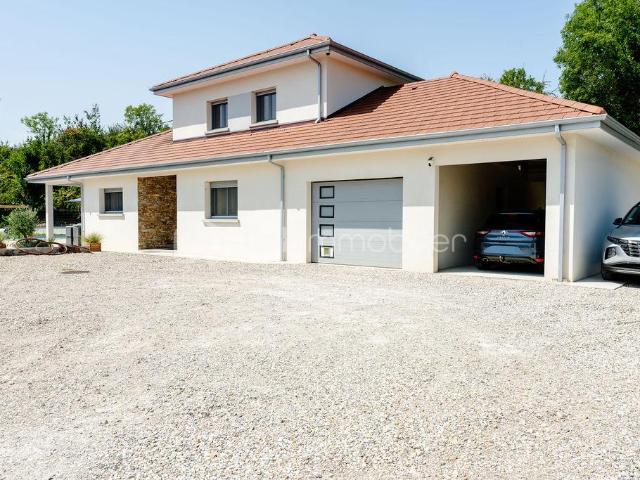 Maison vente à Grenoble, Beaucroissant