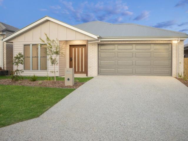 Cottage for sale in Beaudesert, Queensland