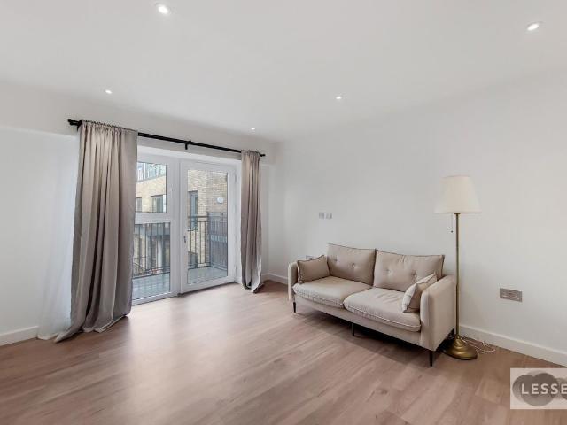 House for rent in Colindale, Greater London