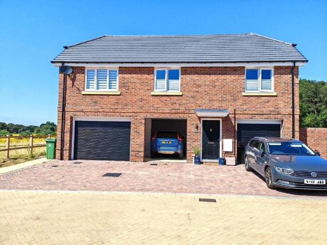 House for rent in The Evergreens, Bracknell