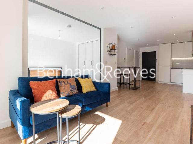 Apartment for rent in Colindale, Isle Of Man