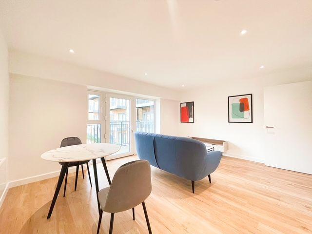 Apartment for rent in Colindale, Greater London