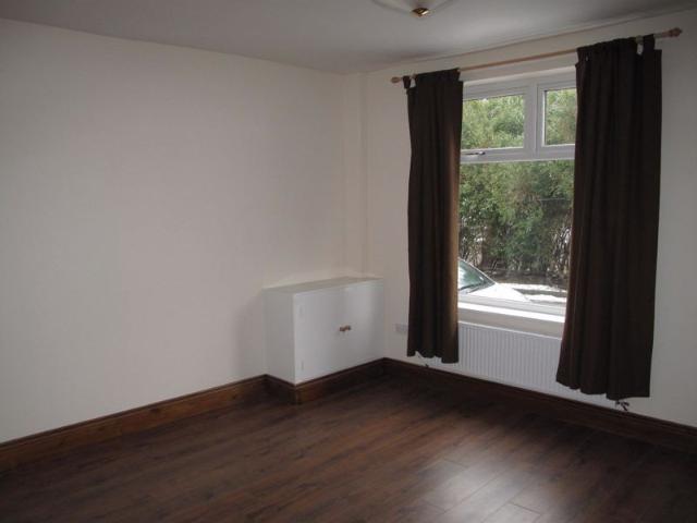 House for rent in Spotland Bridge, Burnedge