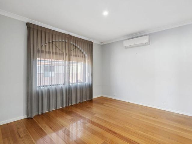 Townhouse for rent in Highgate, Western Australia