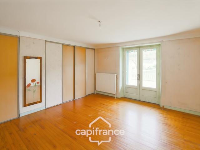 Maison vente à Beaufort, Beaufort-Orbagna