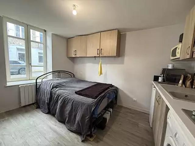 Appartement location à Le Château Saint-Jean, Beaujeu