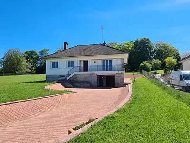 Maison location à Vesoul, Beaujeu-saint-vallier-pierrejux-et-quitteur