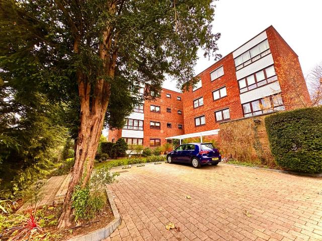 Apartment for rent in London Borough of Ealing, Greater London