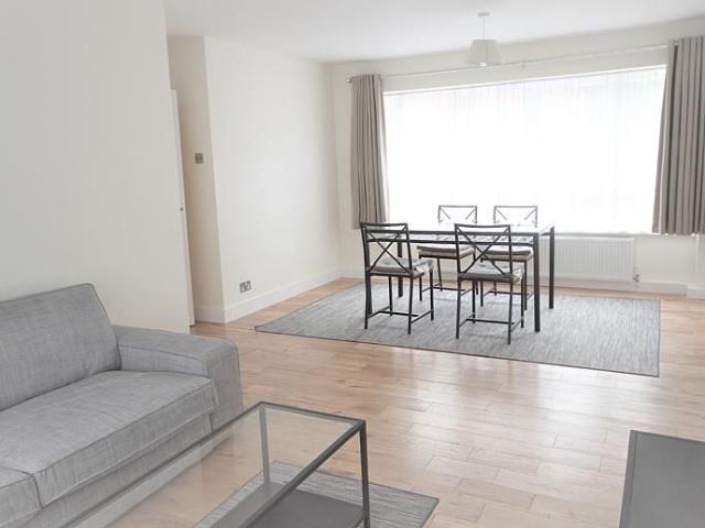 Apartment for rent in London Borough of Ealing, Greater London