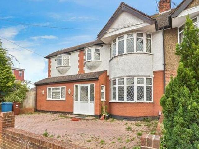 House for sale in Pinner, Greater London