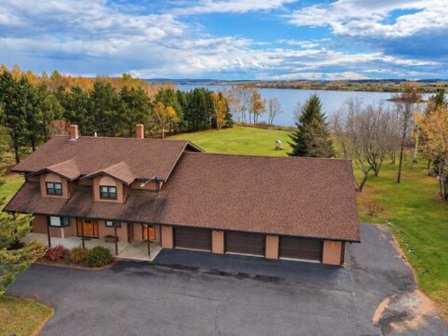House for sale in Saint David, Madawaska