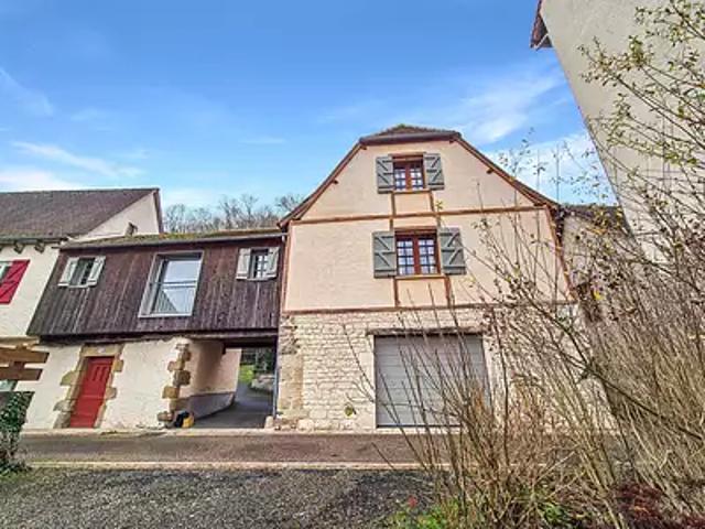 Maison vente à Brive-la-Gaillarde, Beaulieu-sur-dordogne