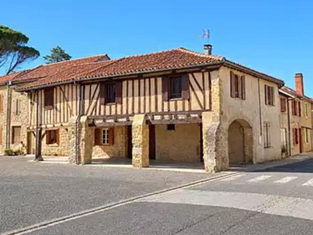 Maison vente à Mirande, Beaumarchés