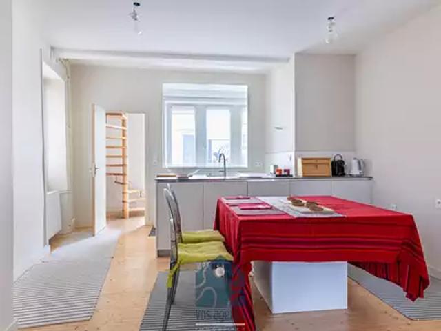 Maison vente à France métropolitaine, Guadeloupe