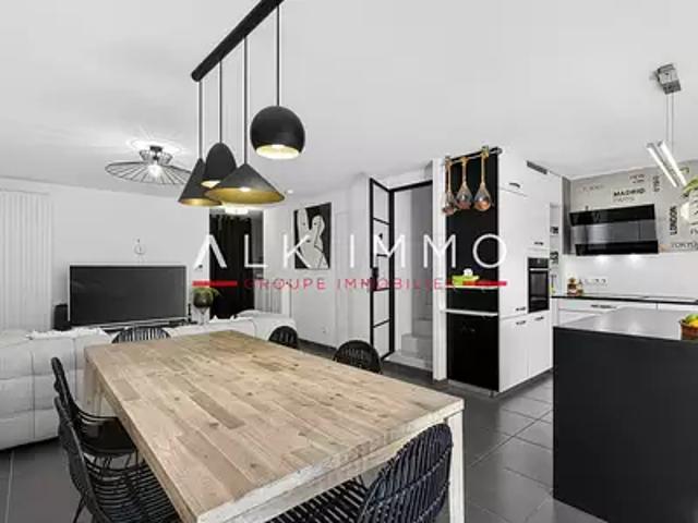 Maison vente à Saint-Julien-en-Genevois, Auvergne-Rhône-Alpes
