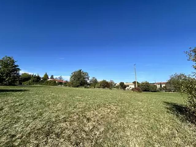 Terrain vente à Castelsarrasin, Beaumont-de-lomagne