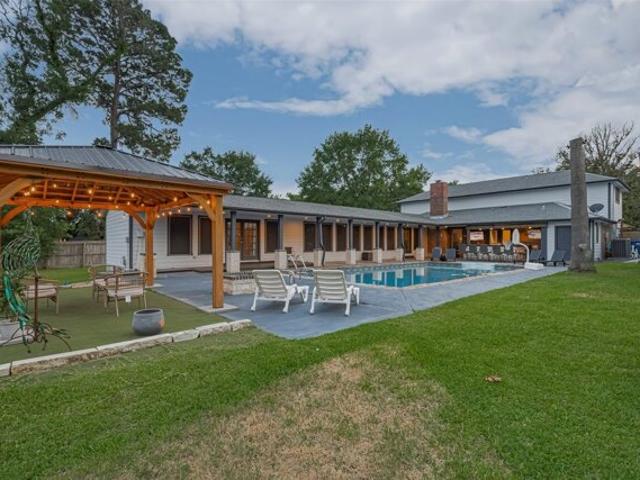 House for sale in Magnolia, Texas