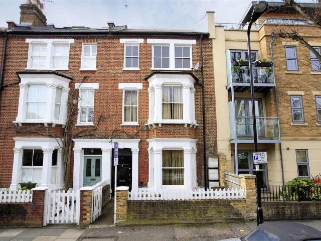 Apartment for rent in London Borough of Ealing, Greater London