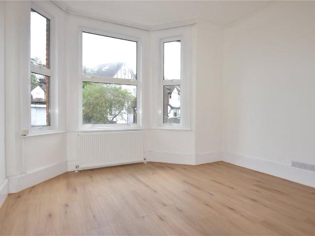 Apartment for rent in London Borough of Croydon, Purley