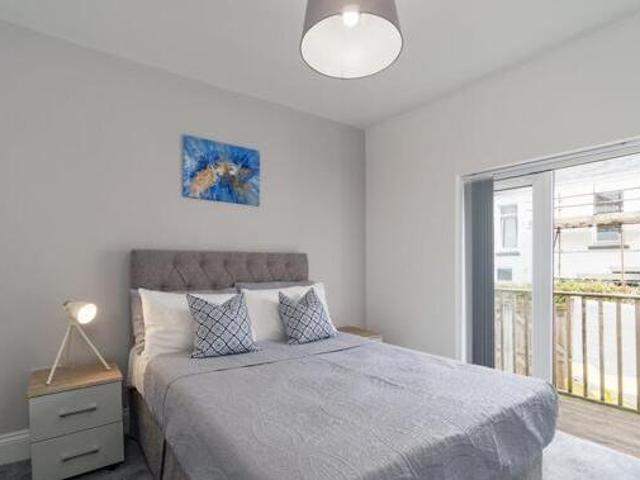 House for rent in Follaton, Strode