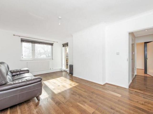 Apartment for rent in Stepney, Greater London