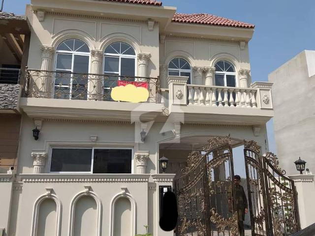 House for sale in لاہور, لاہور ڈویژن