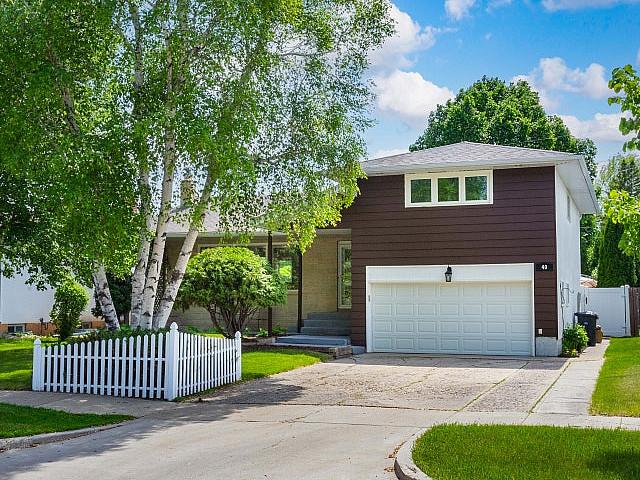 House for sale in East St. Paul, Manitoba