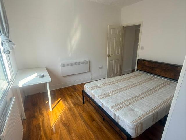 Apartment for rent in London Borough of Hounslow, Heston