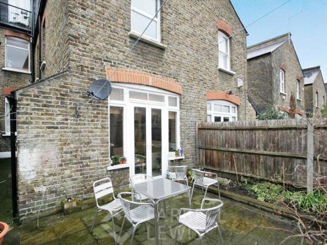 Apartment for rent in London Borough of Ealing, Greater London