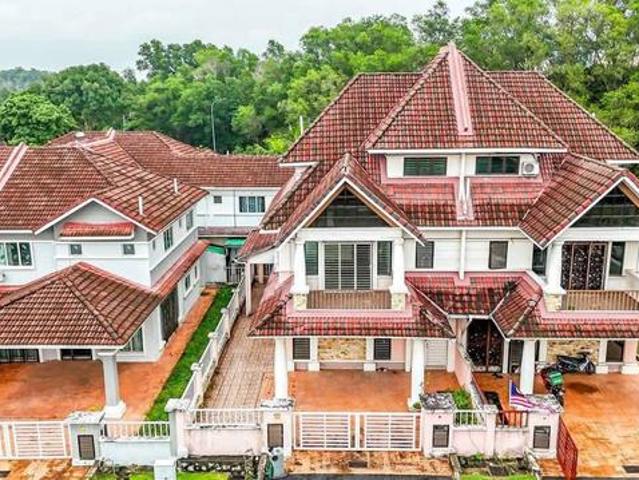 Bungalow for sale in Nilai, Seremban