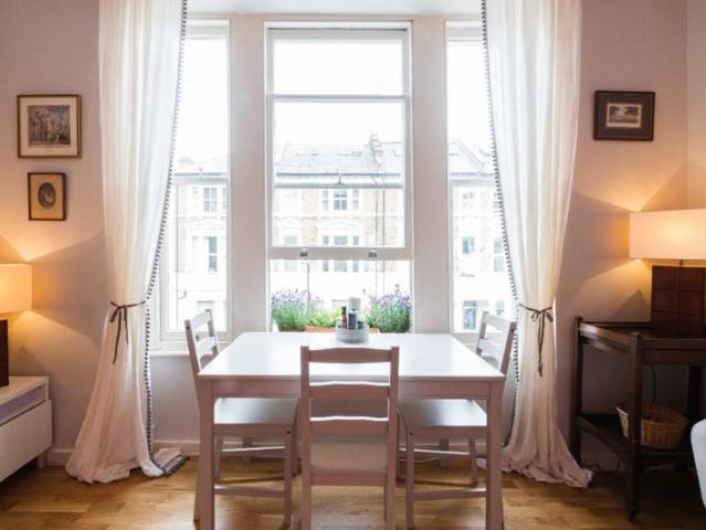 Apartment for rent in Maida Hill, Greater London