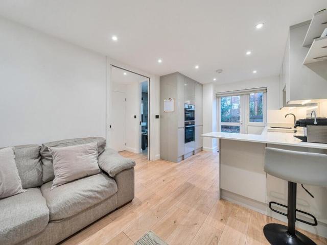Apartment for rent in Old Kent Road, Greater London