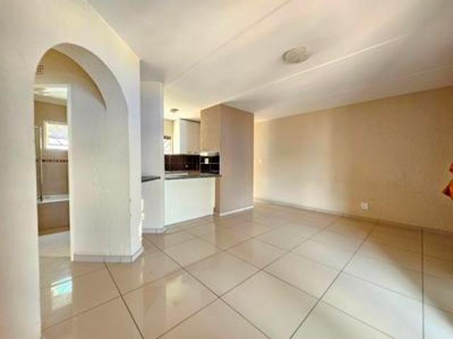 Apartment for sale in Vosloorus, Gauteng
