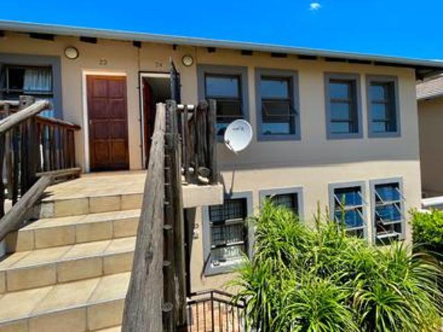 Townhouse for sale in Krugersdorp, Mogale City Local Municipality