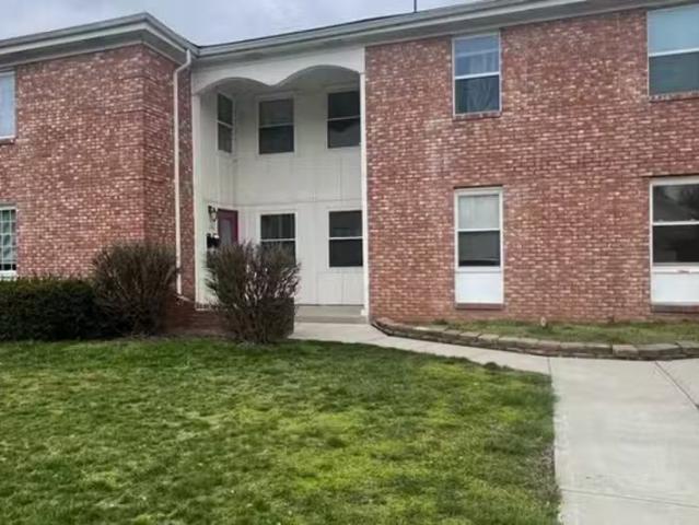 Condo for rent in Dayton