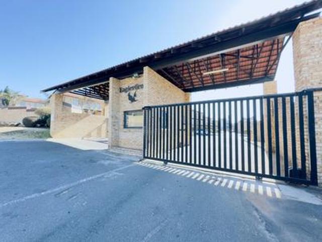 Apartment for sale in Nooitgedacht, Gauteng