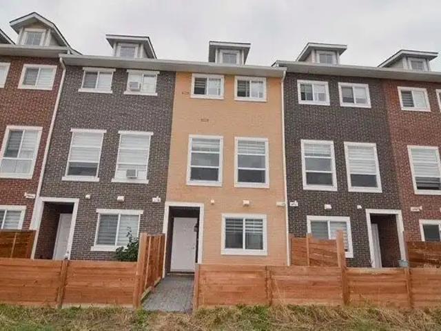 House for rent in Chestermere, Alberta