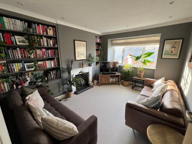 Apartment for rent in Kennington, Greater London
