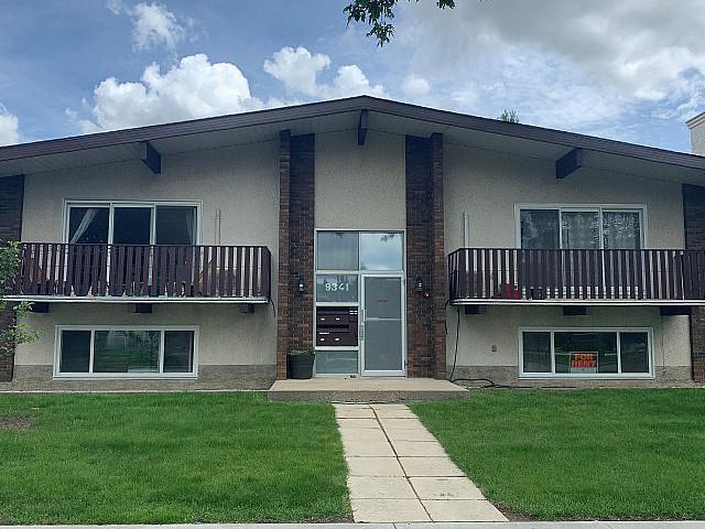 Duplex for rent in Wedgewood, Alberta