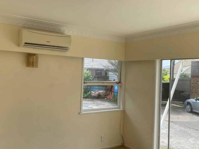 Apartment for rent in Hillsborough, Oroua County